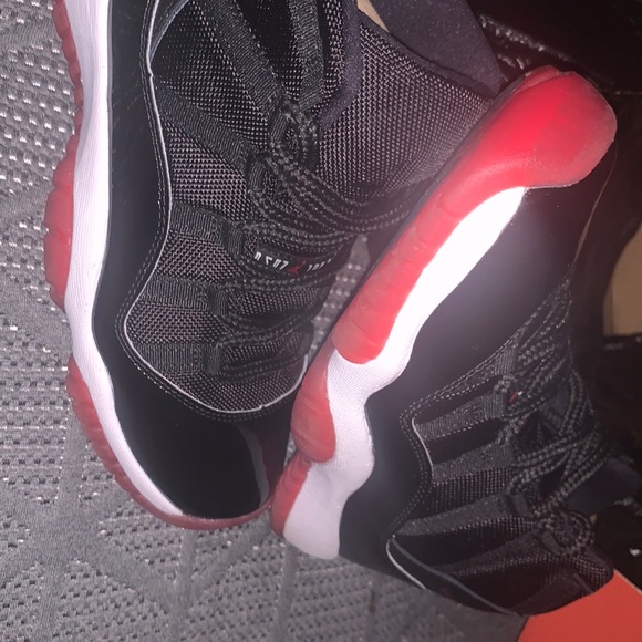 Blackredwhite